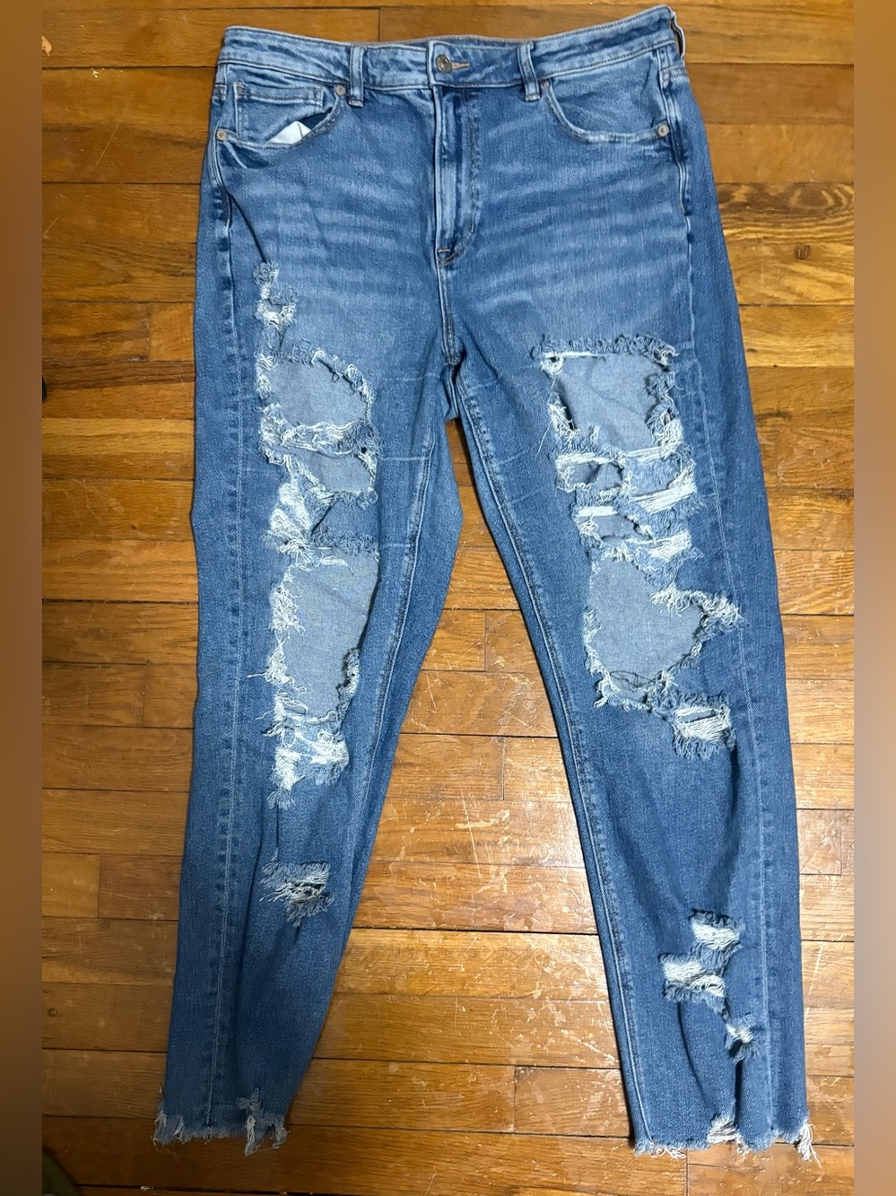 American Eagle Stretch Distressed Jeans